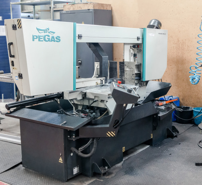 PEGAS 460x600 SHI-LR — ленточнопильный полуавтомат